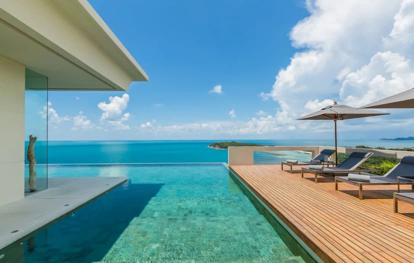 Full-Service Oceanview Five Bedroom Villa in Koh Samui