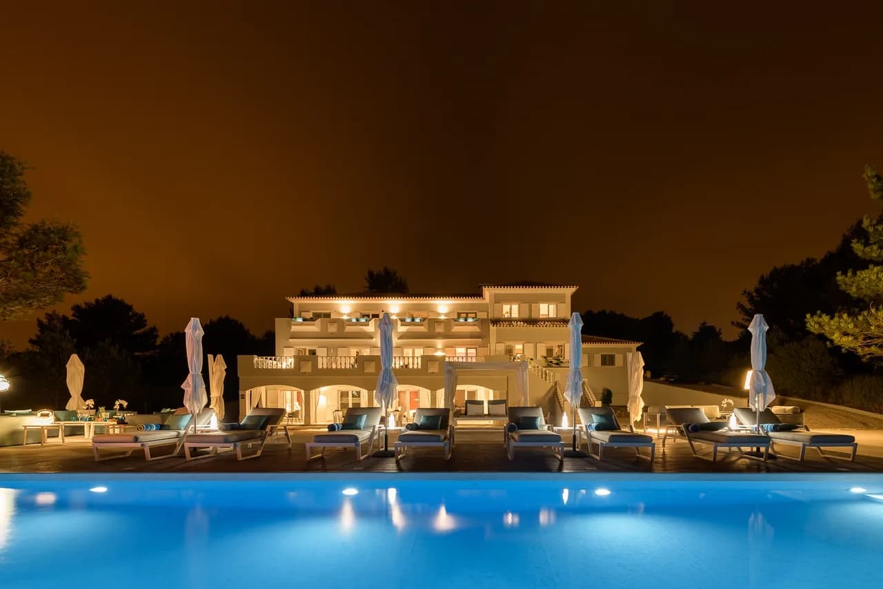 Heated Salt Pool Villa in Sintra photo 4