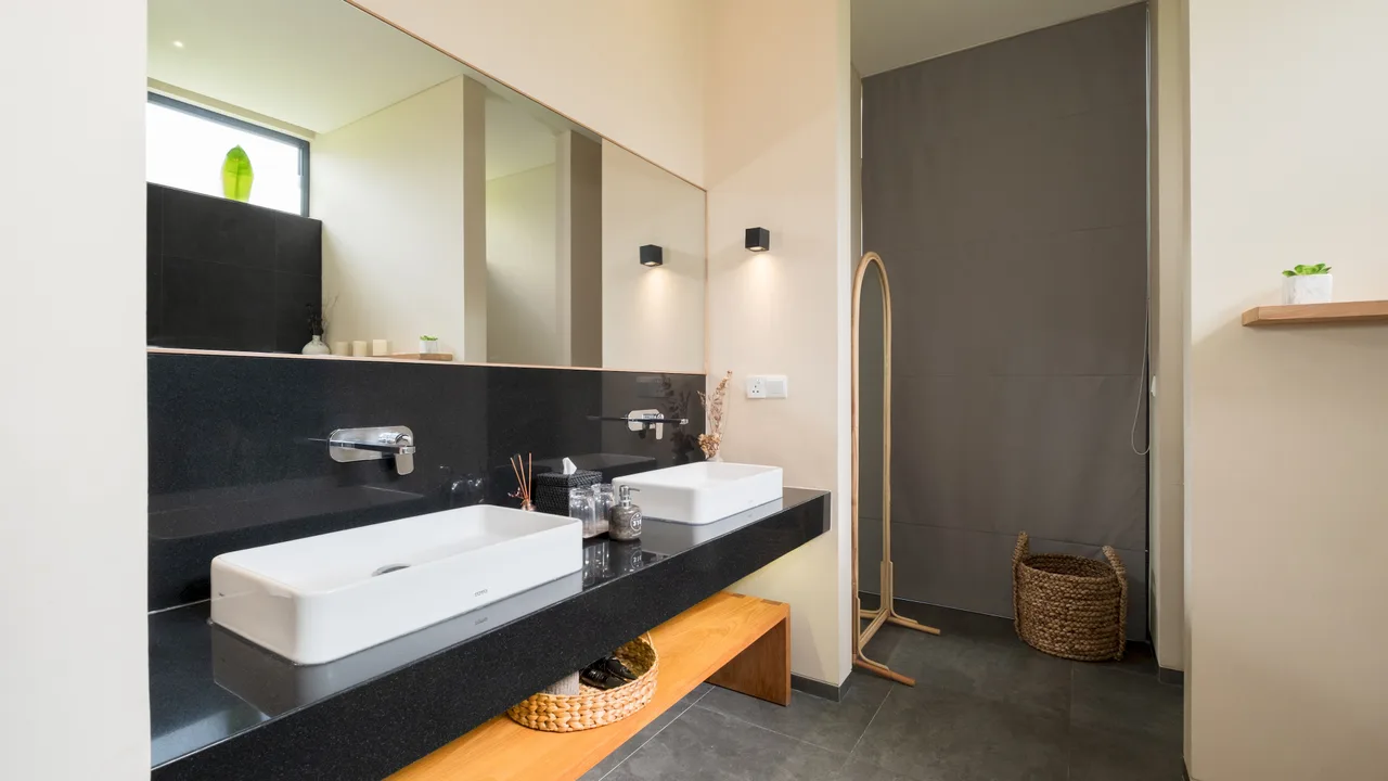 Terrace Five Bedroom Villa in Canggu photo 5