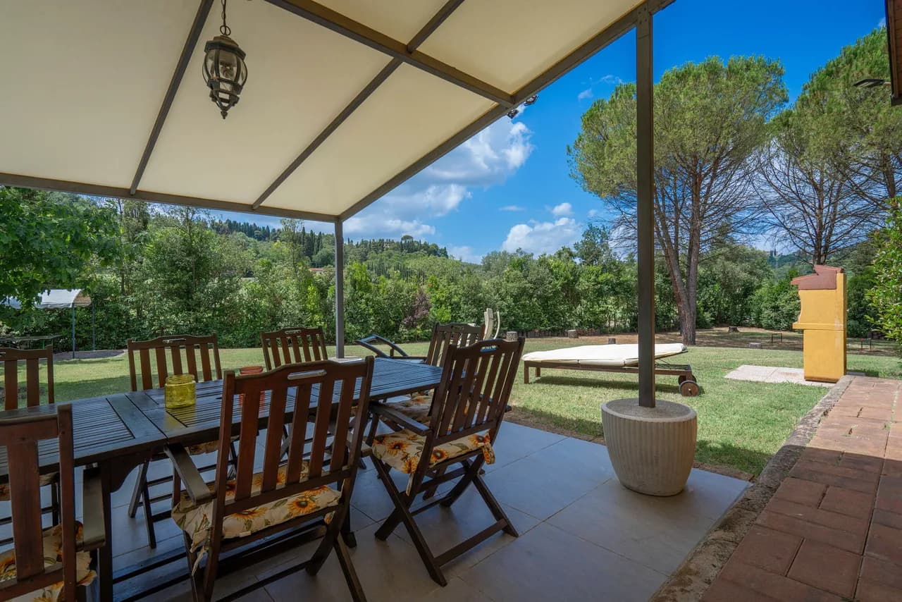 Poolside Villa in San Miniato photo 4