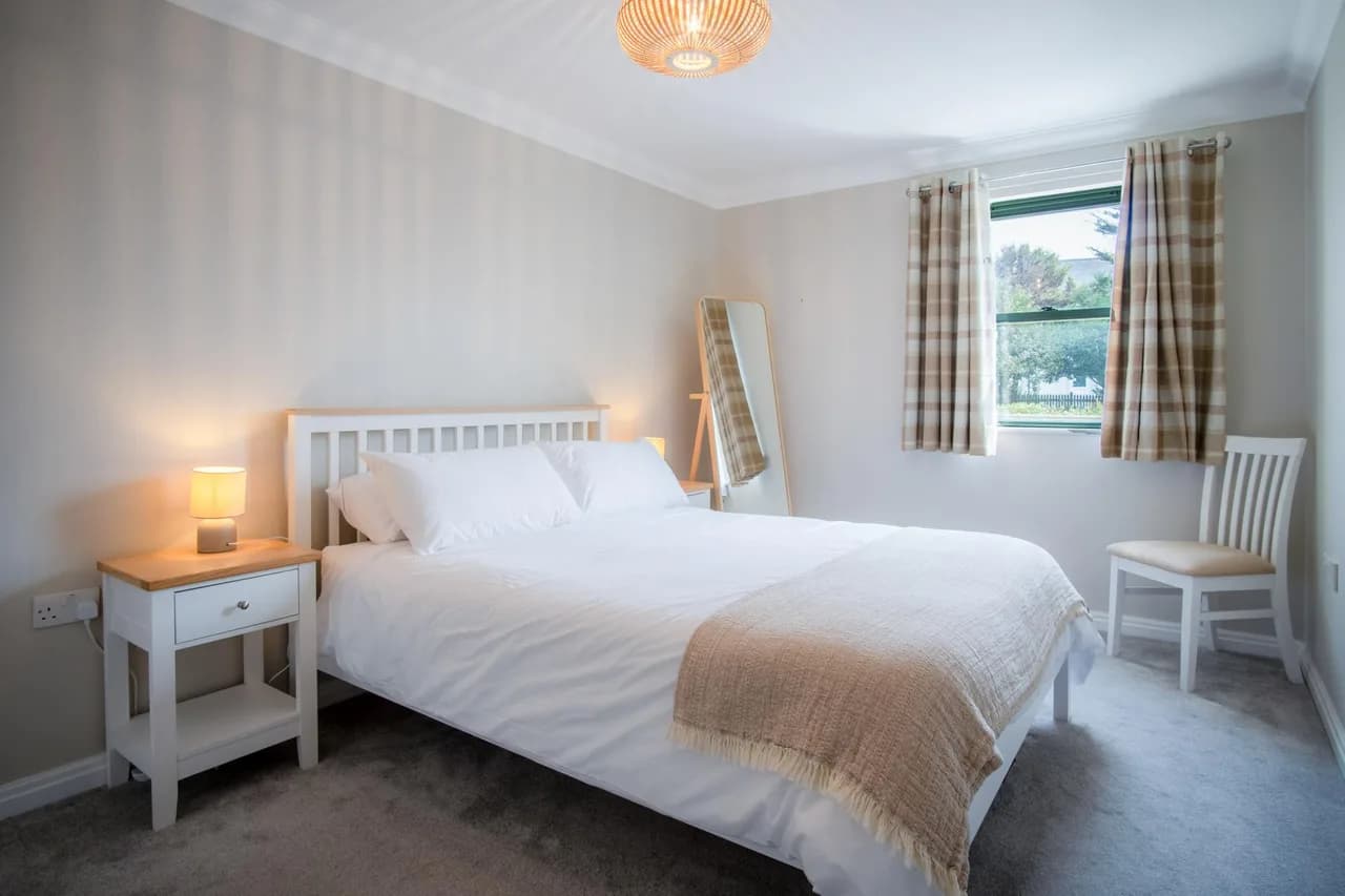 Bay View Three Bedroom Villa in Broad Haven photo 5