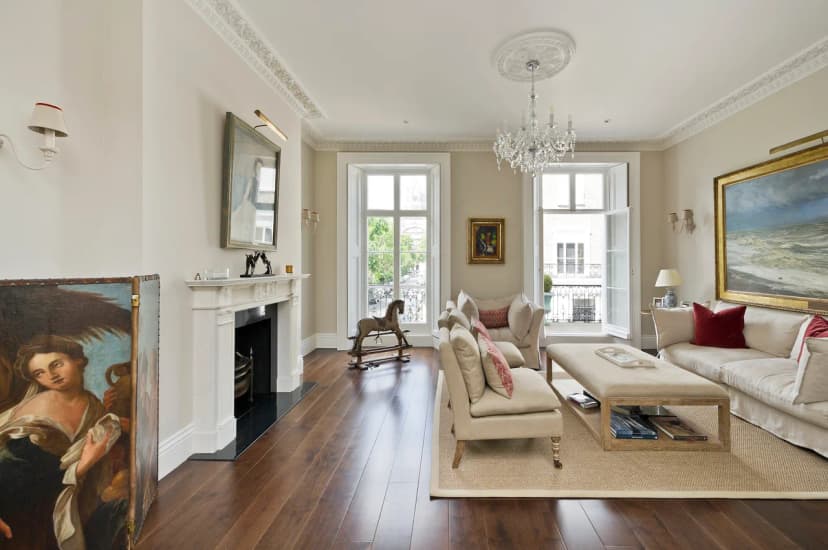 Elegant Four Bedroom Residence in London