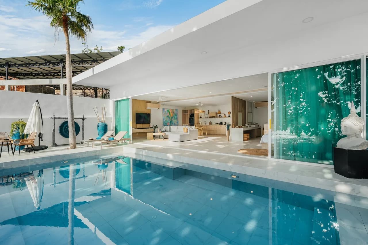 Beachfront Pool Villa in Baan Bang Rak photo 4