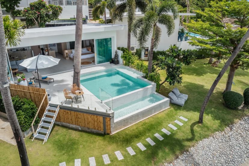 Luna at Secret Tides, 1BR/1BTH beachfront pool villa, Bangrak