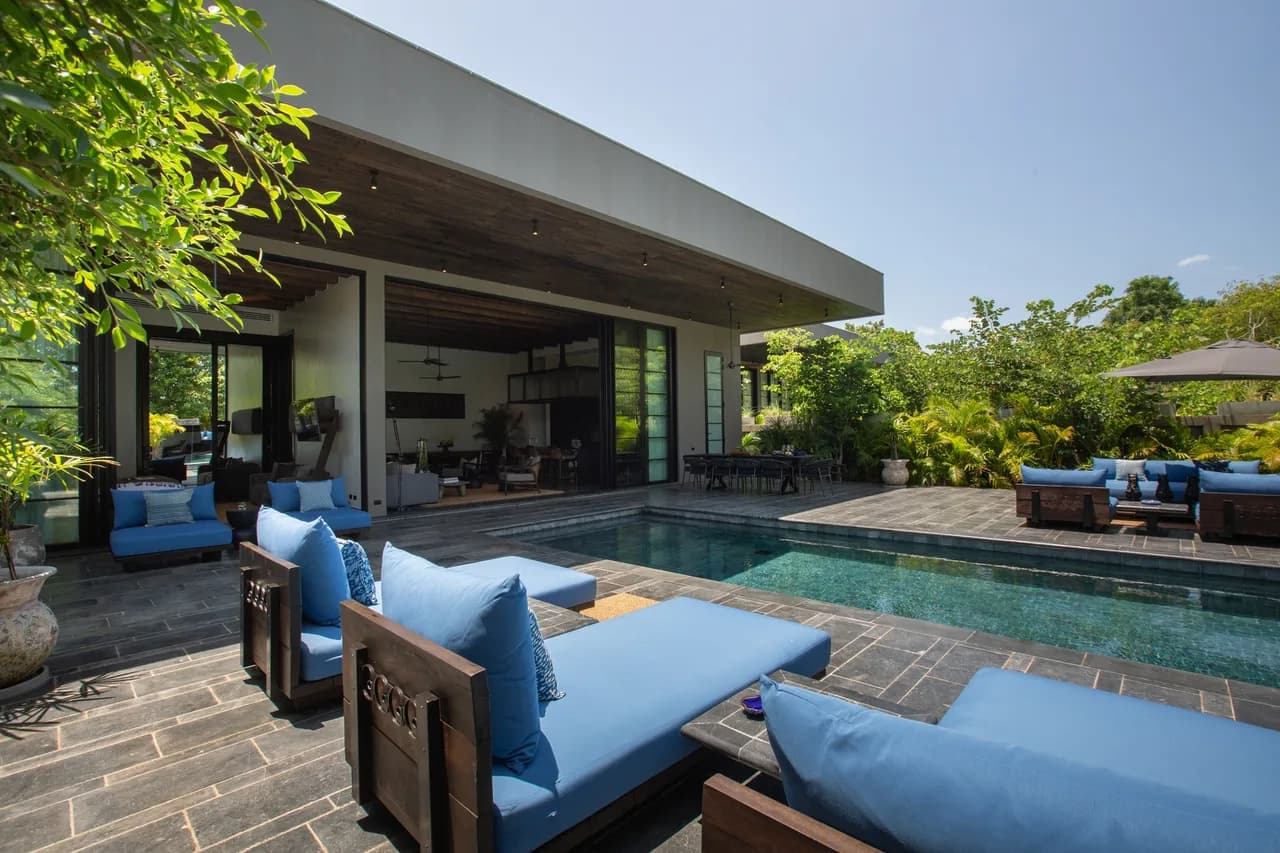 Beachfront Three Bedroom Villa in Baan Plai Laem