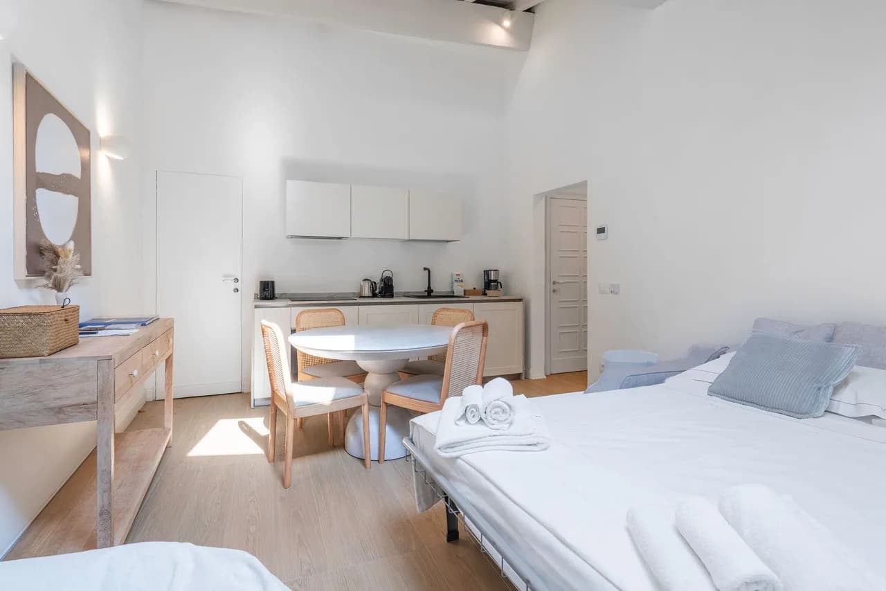 Chic One-Bedroom Apartment in Florence photo 4