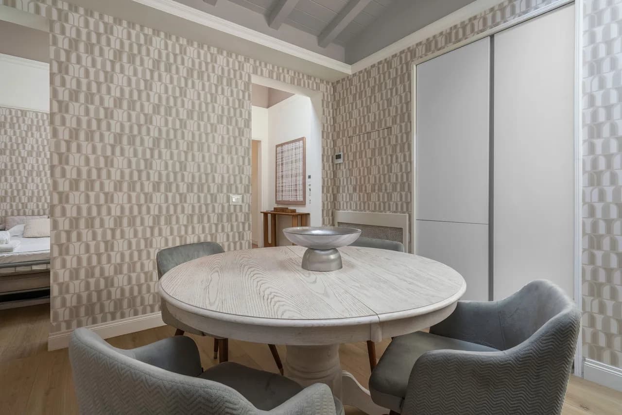 Chic Two Bedroom Apartment in Quartiere 1 Florence photo 3