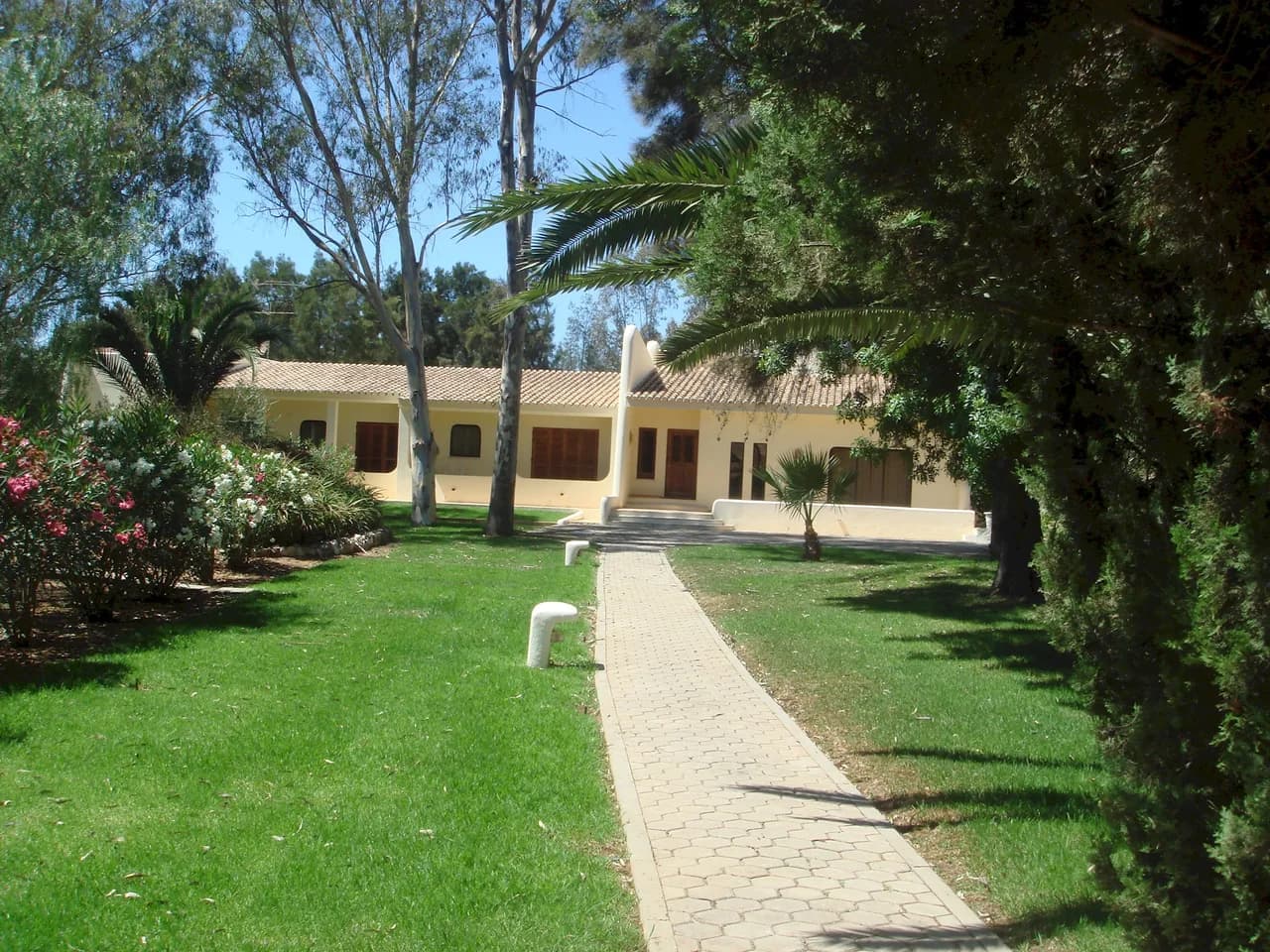 Penina Golf Villa | Private Pool, Outdoor Lounge & Garden | Casa do Prado photo 5
