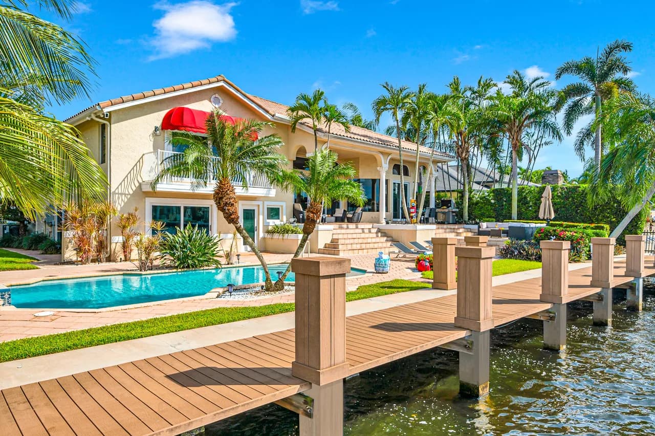 Waterfront Heated Pool Villa in Lauderdale-by-the-Sea photo 5
