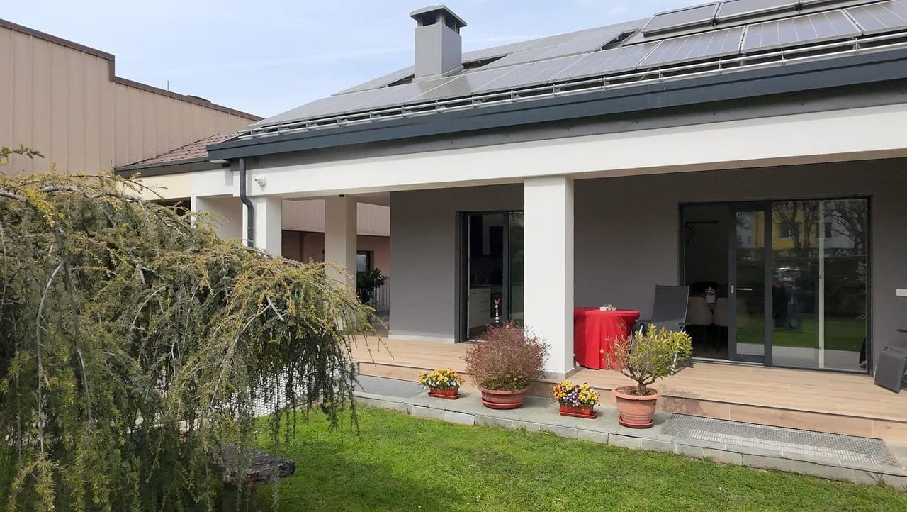Balcony Terrace House in Limana