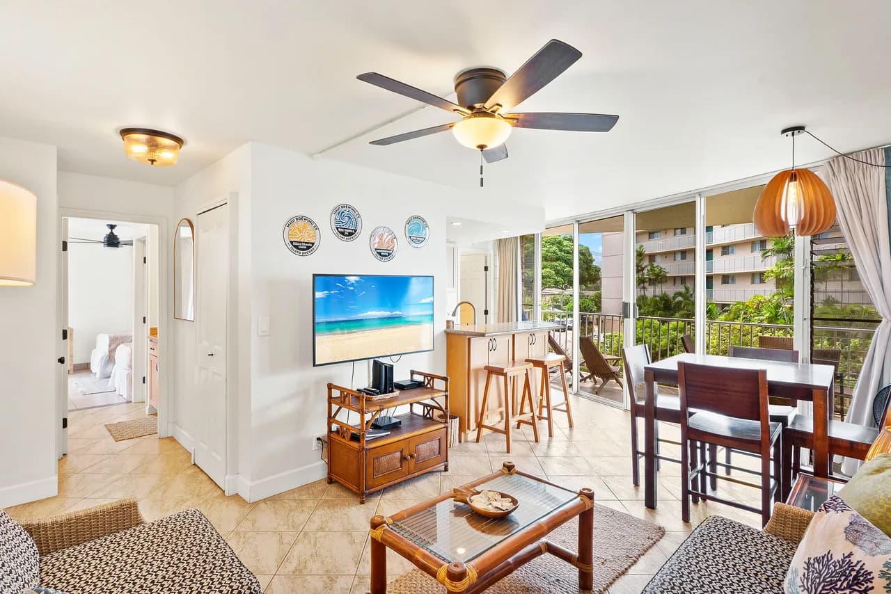 Ocean-Front Renovated Villa in Kihei, Maui photo 3
