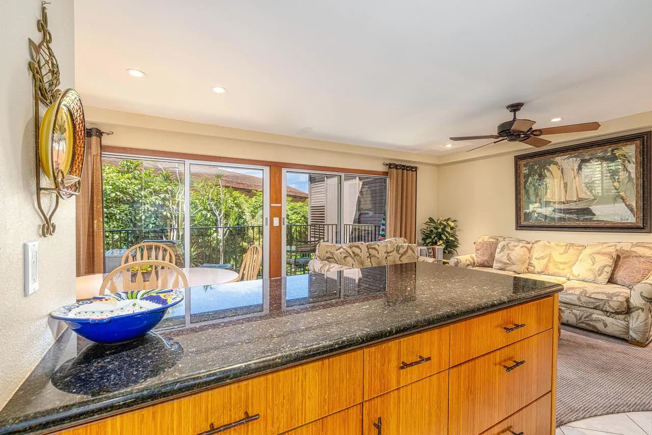 Beachfront Two Bedroom Villa in Wailea Makena photo 3