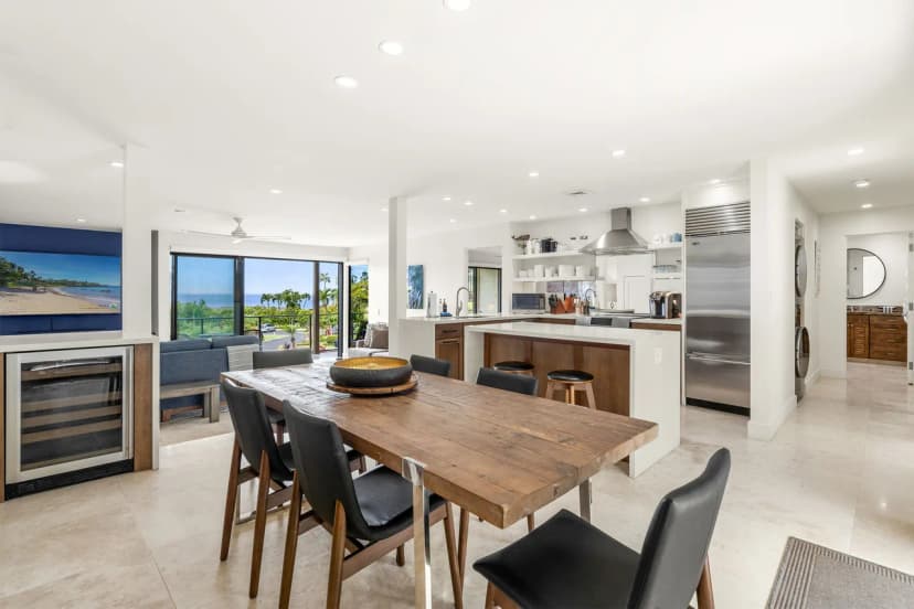 Contemporary Oceanfront Villa in Wailea
