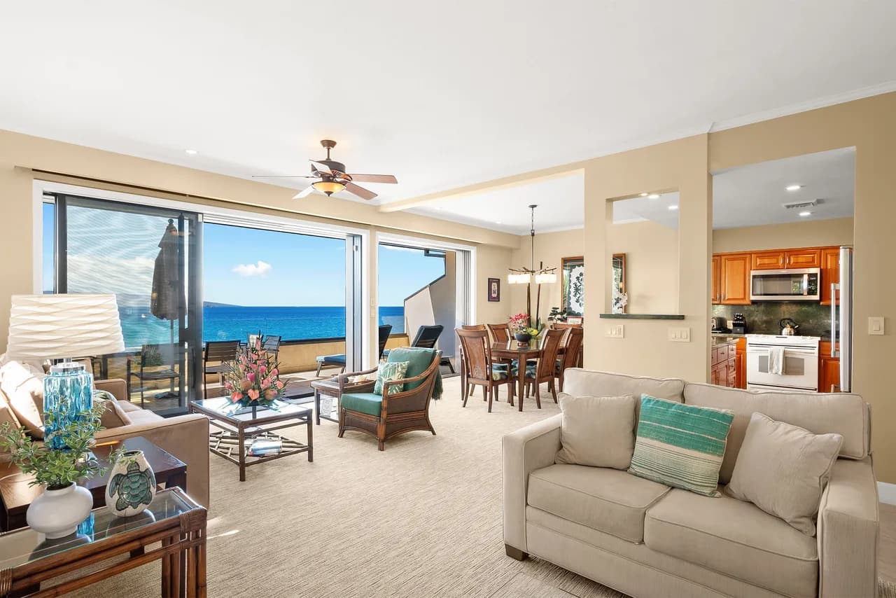 Corner Unit with Ocean Views in Wailea-Makena photo 2