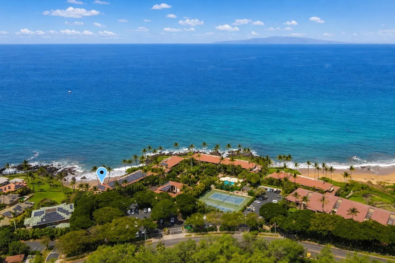 Corner Unit with Ocean Views in Wailea-Makena photo 5
