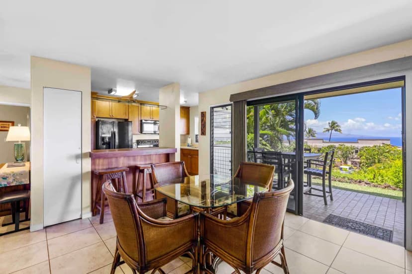Experience Stunning Ocean Views at Wailea Ekolu 403, Spacious, Wi-Fi, Split-AC!