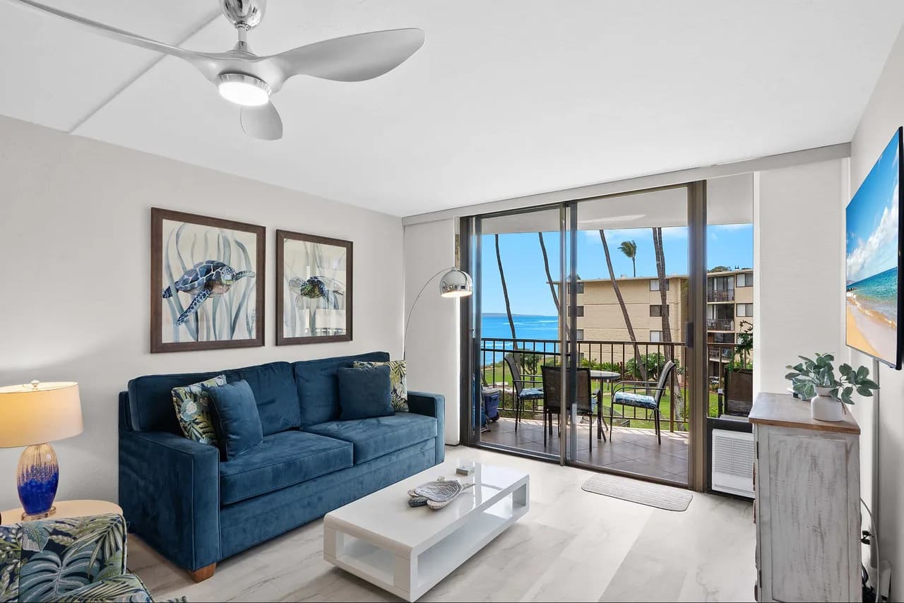 Oceanfront Two Bedroom Condo in Maalaea photo 2