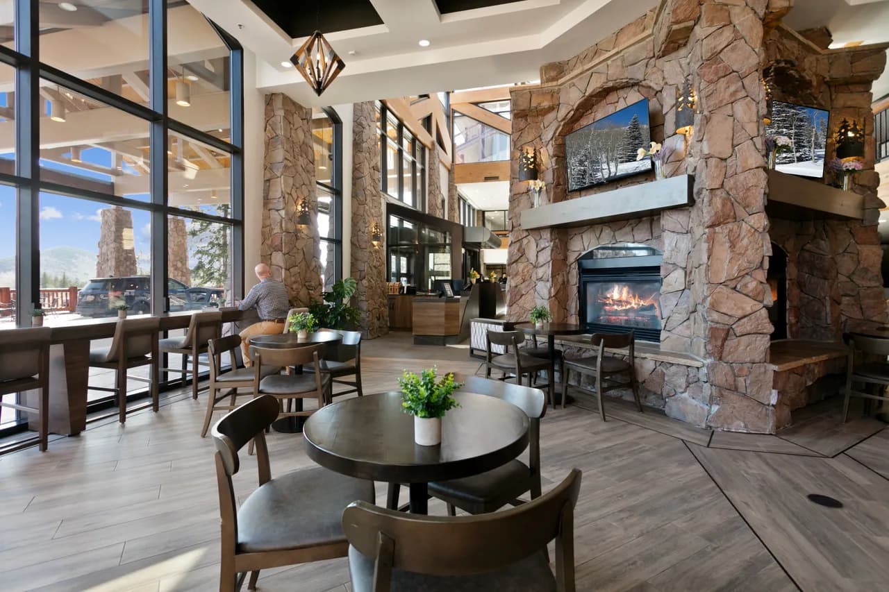 Ski-In Ski-Out Two Bedroom Retreat in Park City photo 5