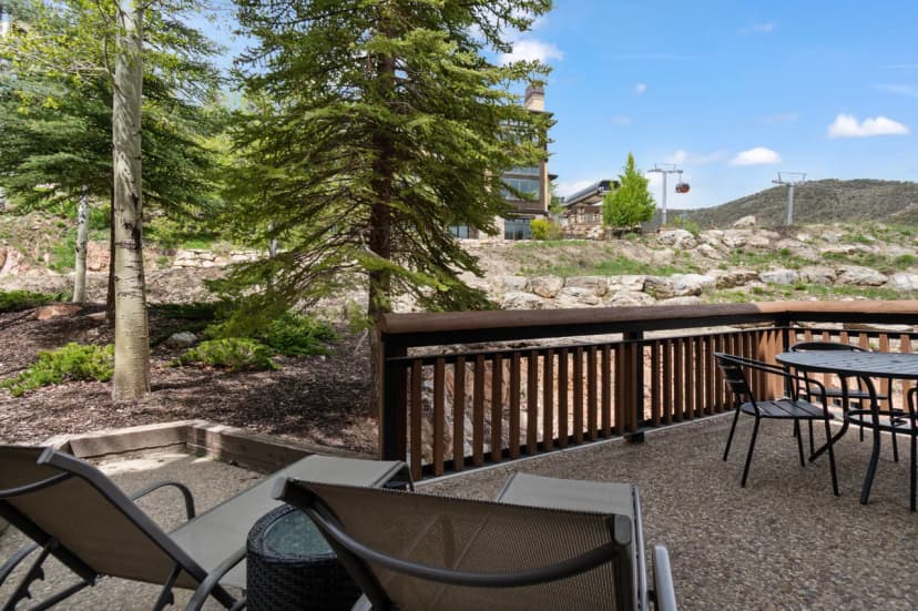 Perfect for summer with large private patio and pool, hiking golf concerts just out the door B224