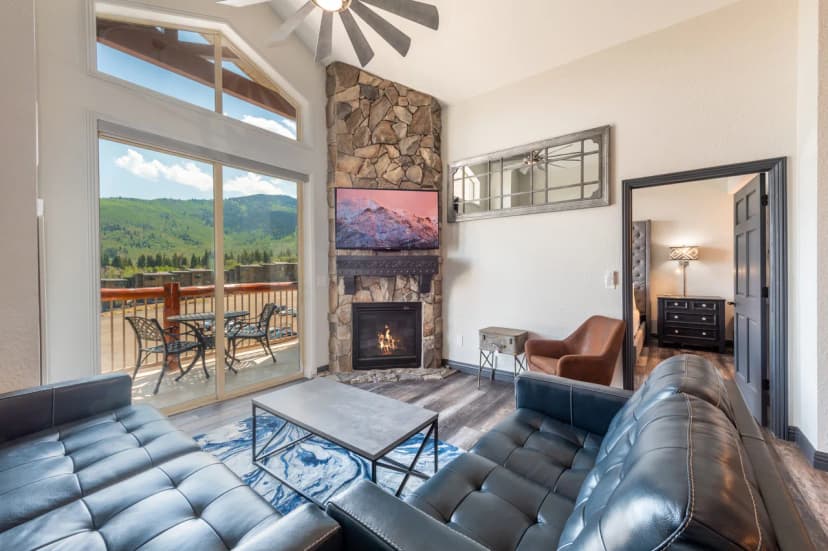 Westgate 1BR, private patio, multiple pools, resort amenities, tennis, onsite spa, restaurant