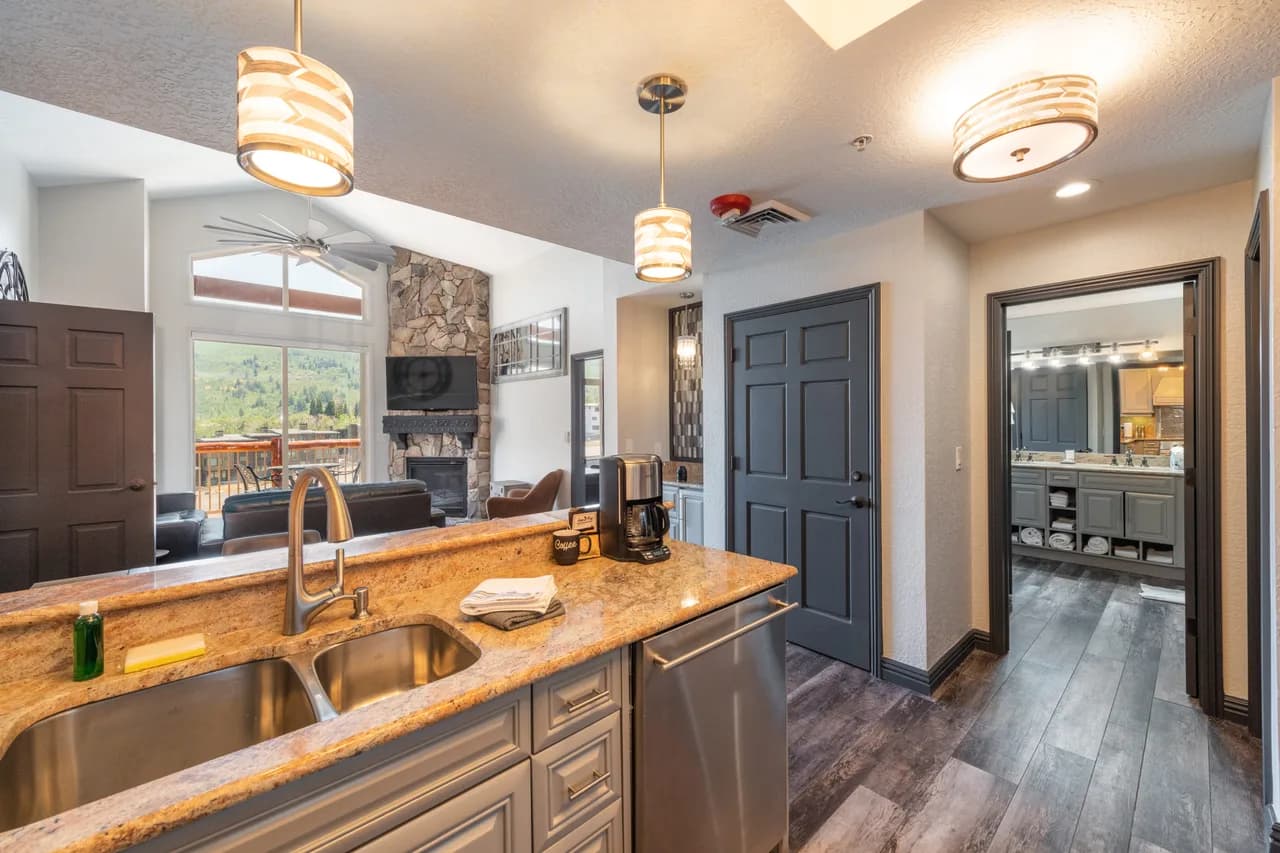 Private Patio One Bedroom Retreat in Park City photo 5