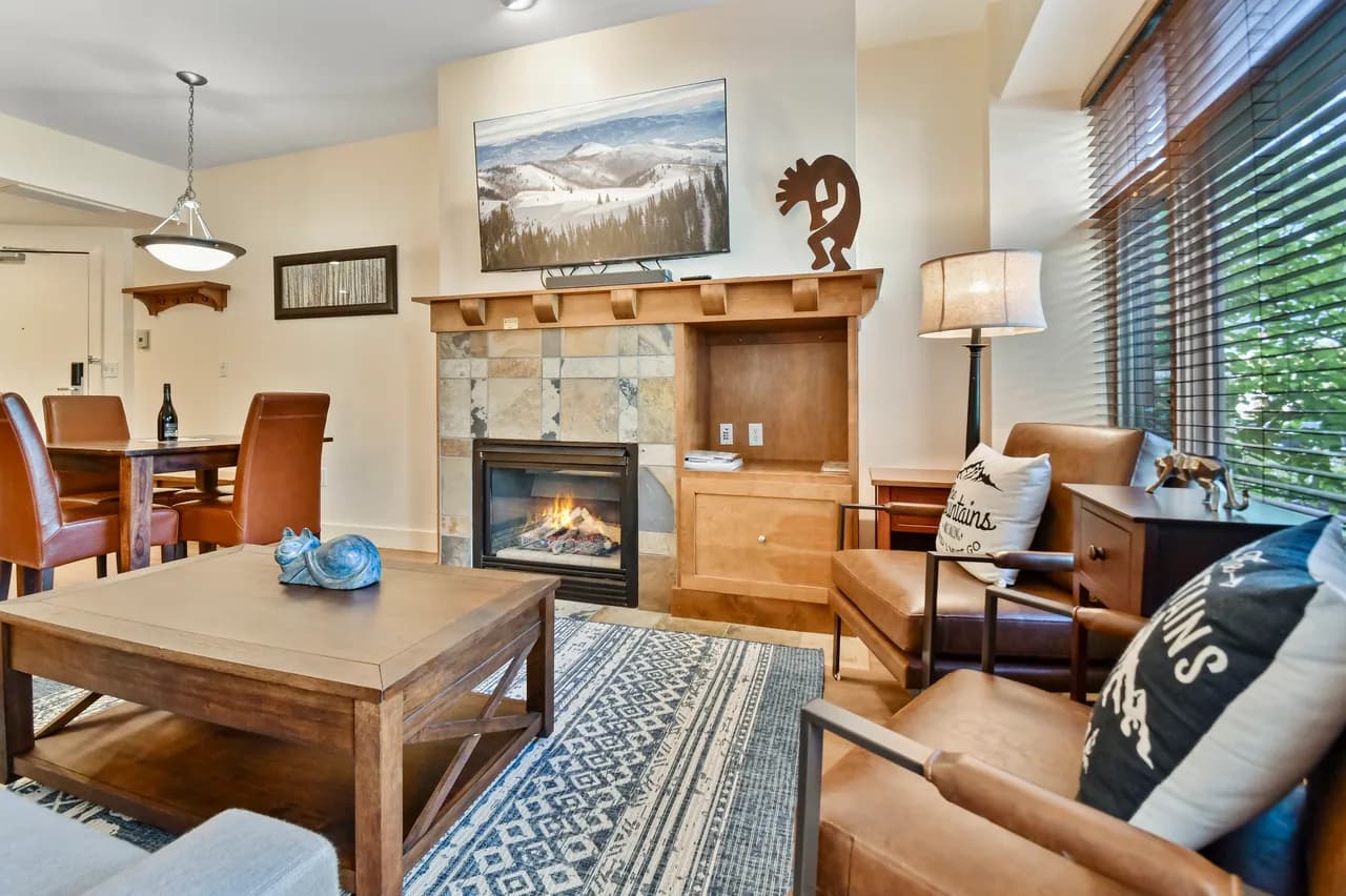Ski-In One Bedroom in Park City Utah photo 4
