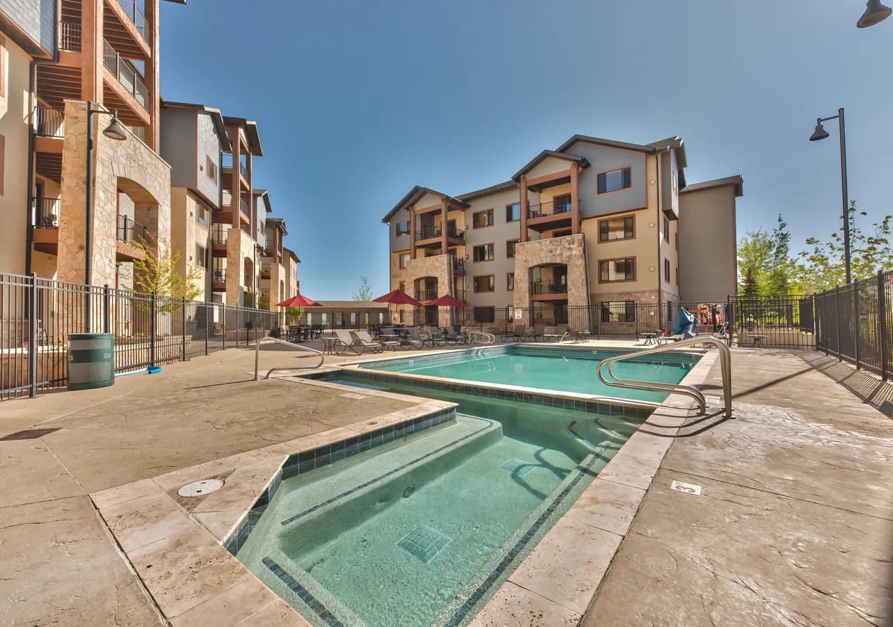 Balcony Two Bedroom Condo in Park City photo 4