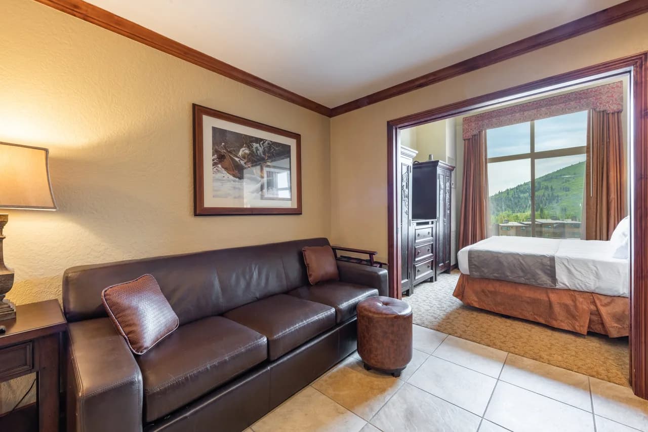 Resort-Style Studio with Multiple Pools in Park City photo 5