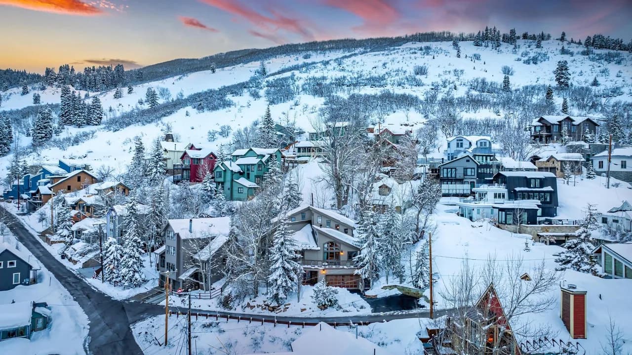 Mountain View Five Bedroom Villa in Park City photo 4