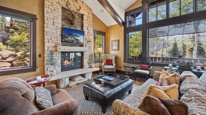 Mountain View Retreat with Hot Tub in Park City