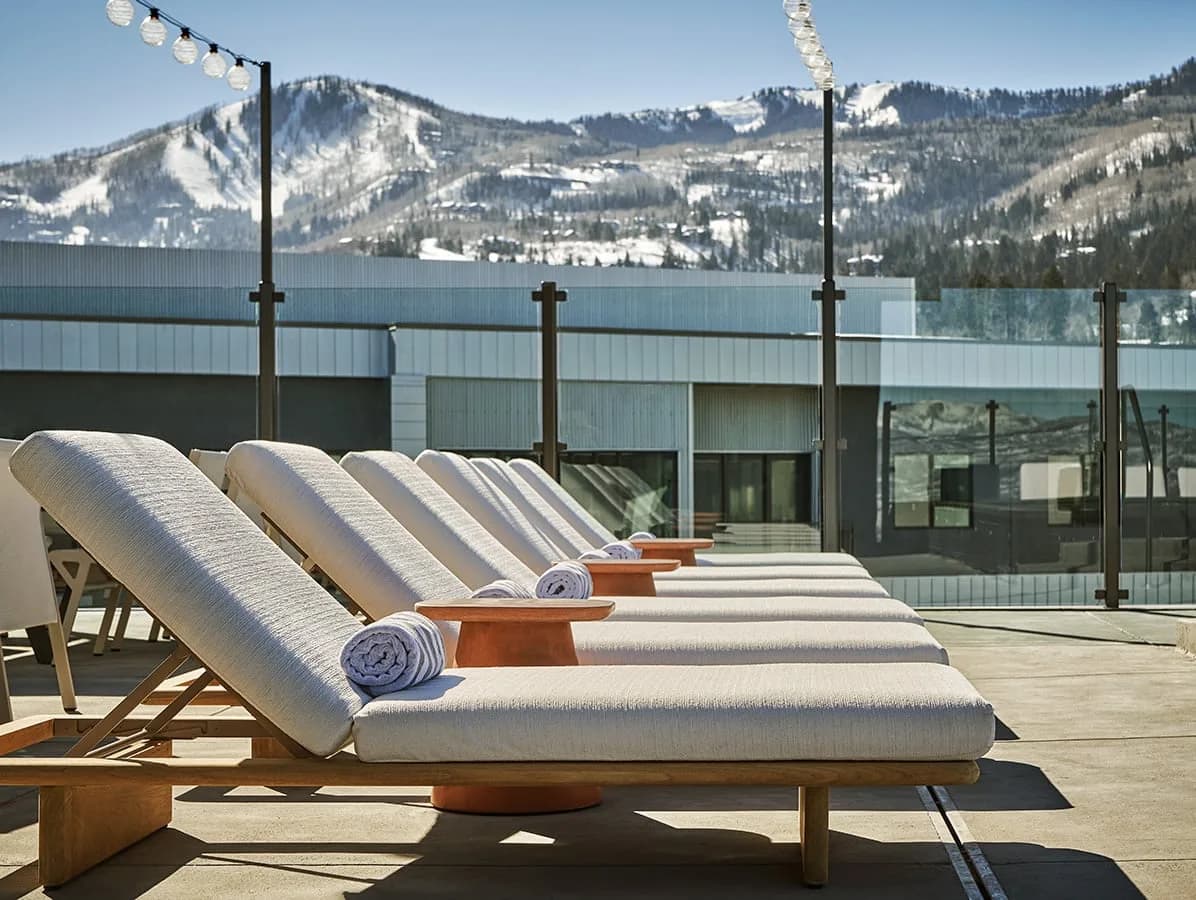 Rooftop Pool Three Bedroom Condo in Park City Utah photo 4