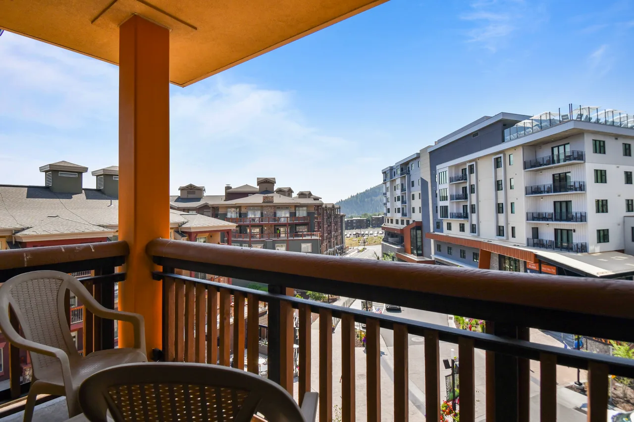 Outdoor Pool Condo in Park City photo 4