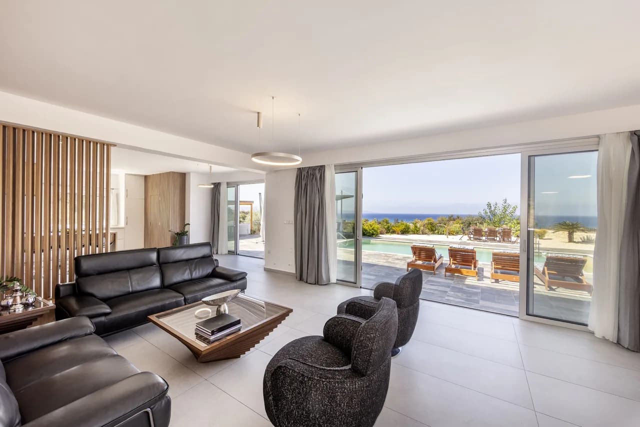 Balcony Conservatory Villa in Ayia Marina Chrysochous photo 3