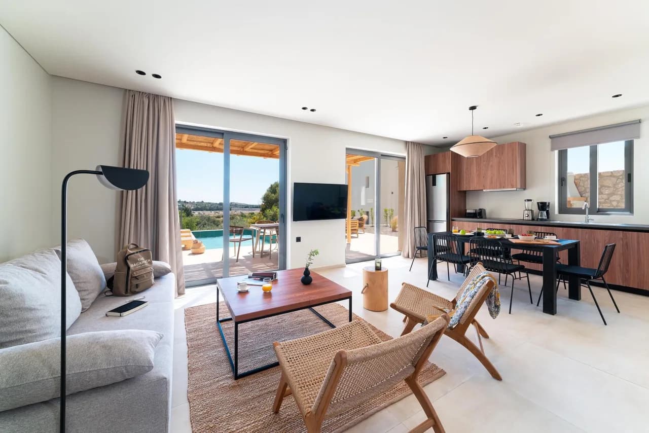 Balcony Three-Bedroom Villa in Μάσαρη photo 5