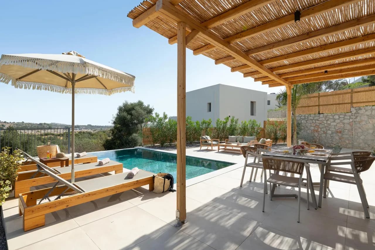 Balcony View Villa in Μάσαρη photo 2