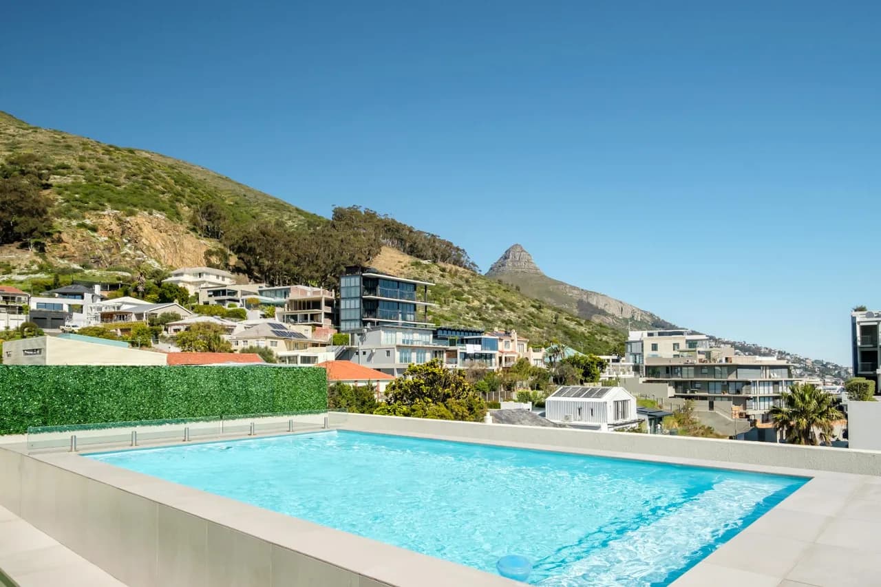 Ocean View One Bedroom Apartment in Cape Town photo 2
