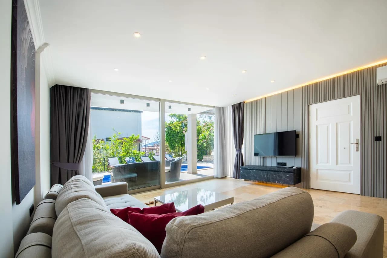 Balcony View Villa in Kalkan photo 4