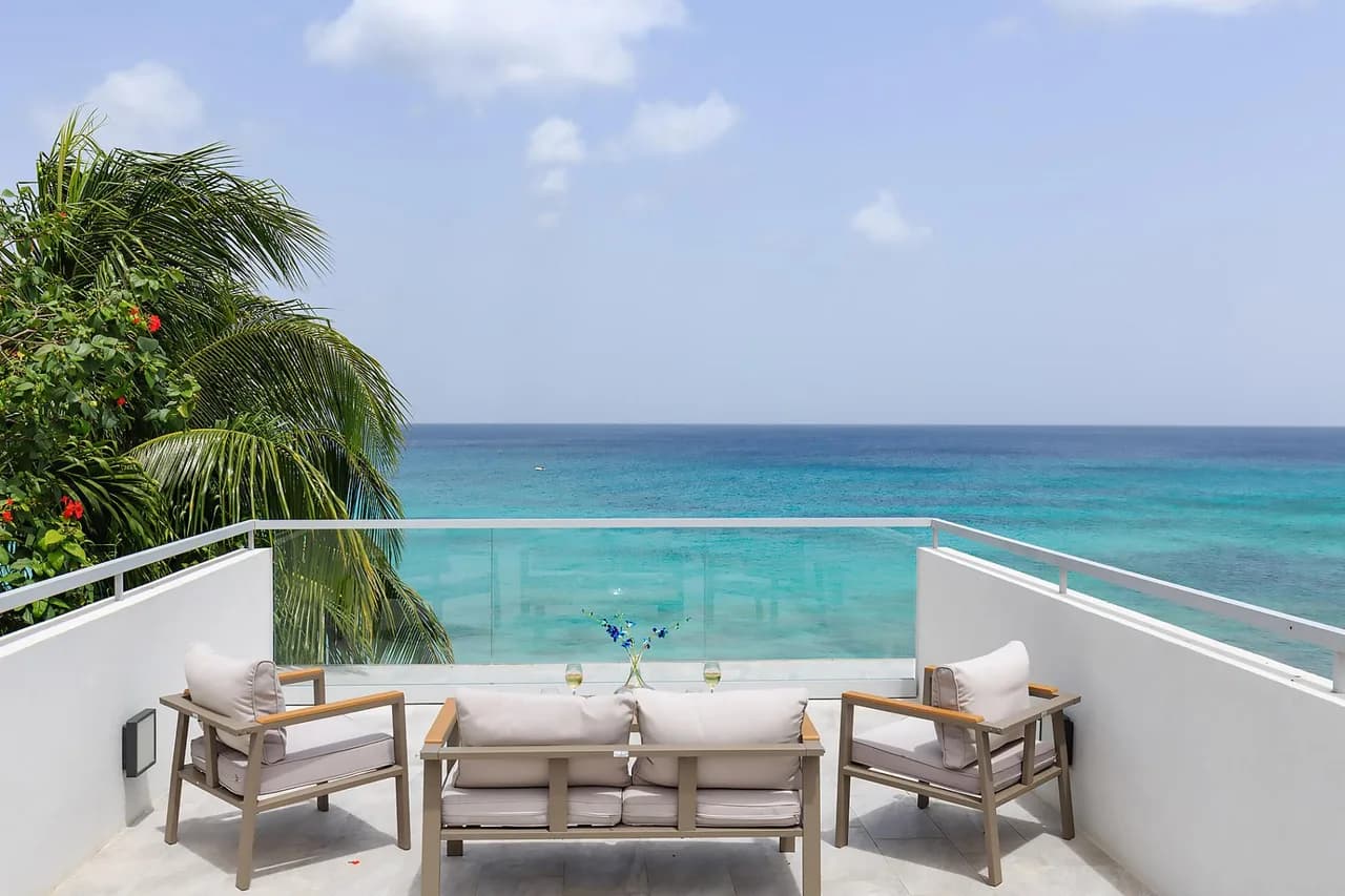 Beachfront Modern Villa in Prospect, Barbados photo 4