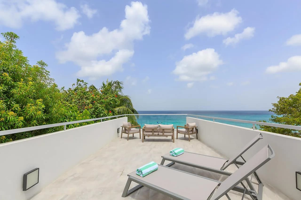 Beachfront Modern Villa in Prospect, Barbados photo 5