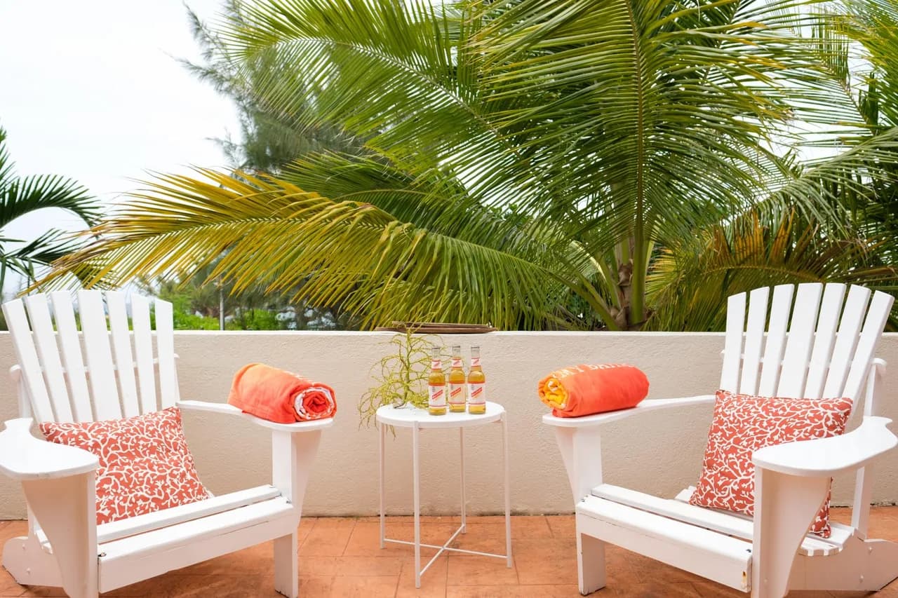 Beachfront Three Bedroom Villa in Silver Sands photo 4
