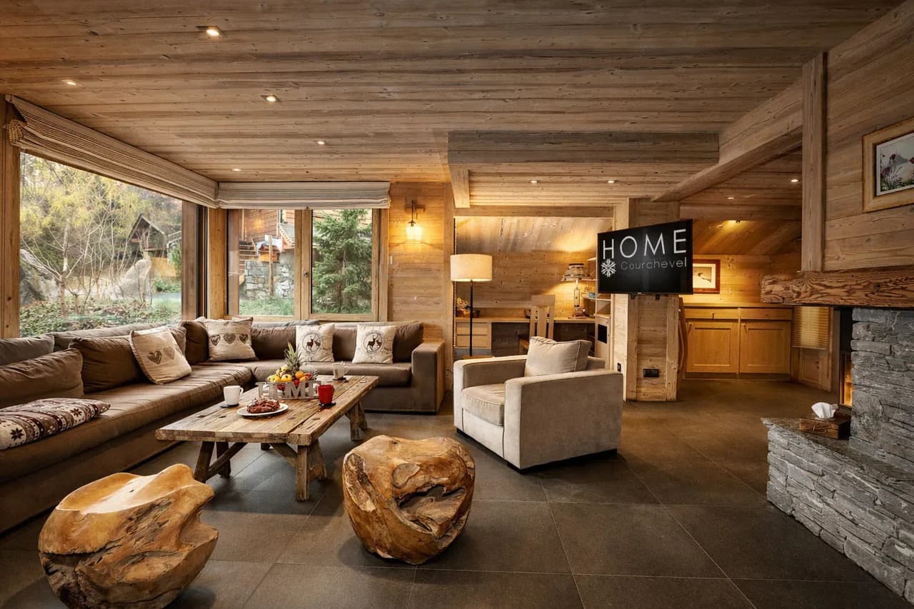 Jacuzzi Six Bedroom Chalet in Courchevel photo 2