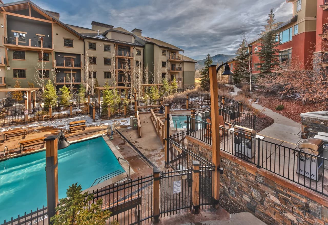 Ski In Ski Out Three Bedroom in Park City Utah photo 4