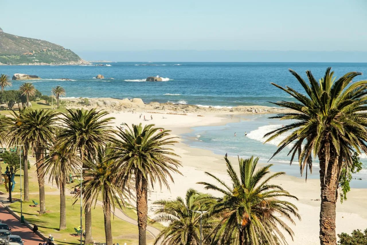 Seaside Beach View Apartment in Camps Bay photo 4