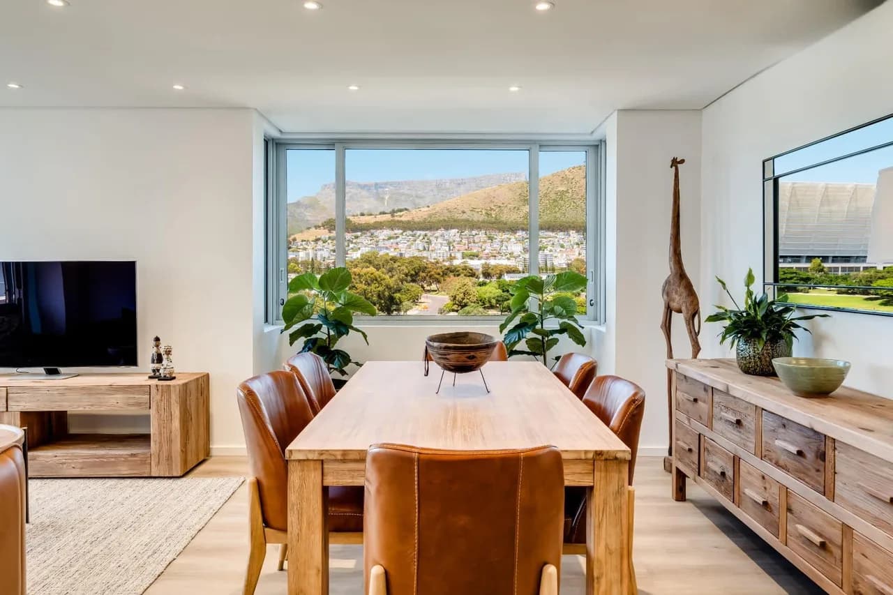 Seaside Two Bedroom Apartment in Cape Town photo 3