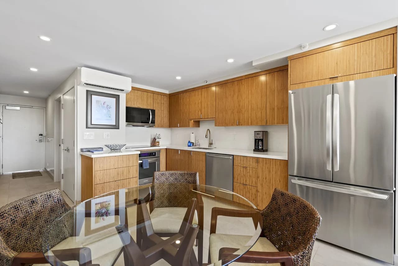 Oceanfront Two Bedroom Condo in Wailea-Makena photo 2
