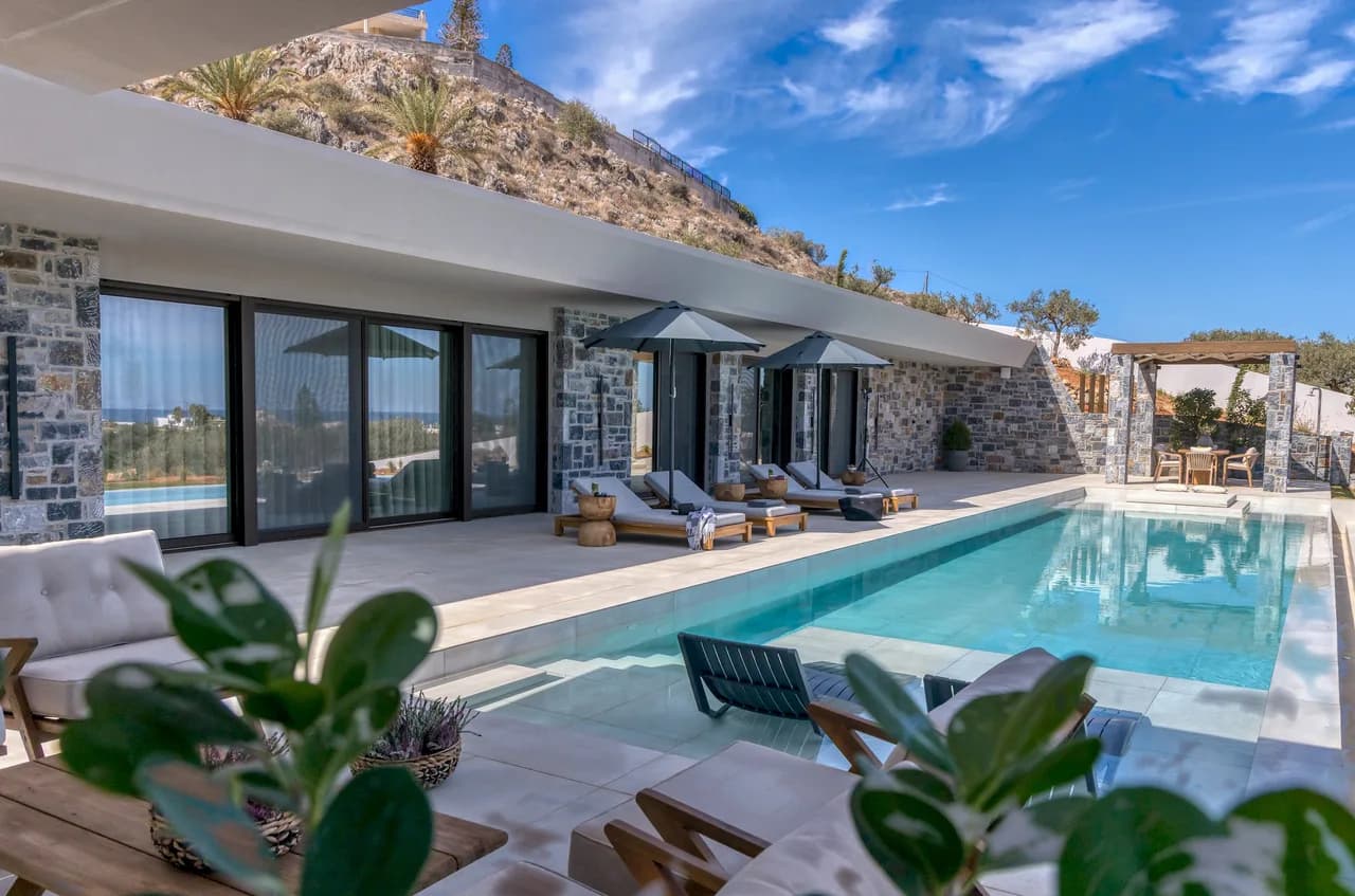 Terraced Garden Villa in Vathianos Kampos photo 2