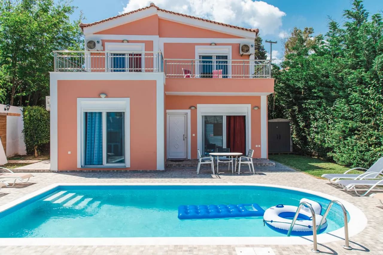Beachside Three Bedroom Villa in Laganas photo 2