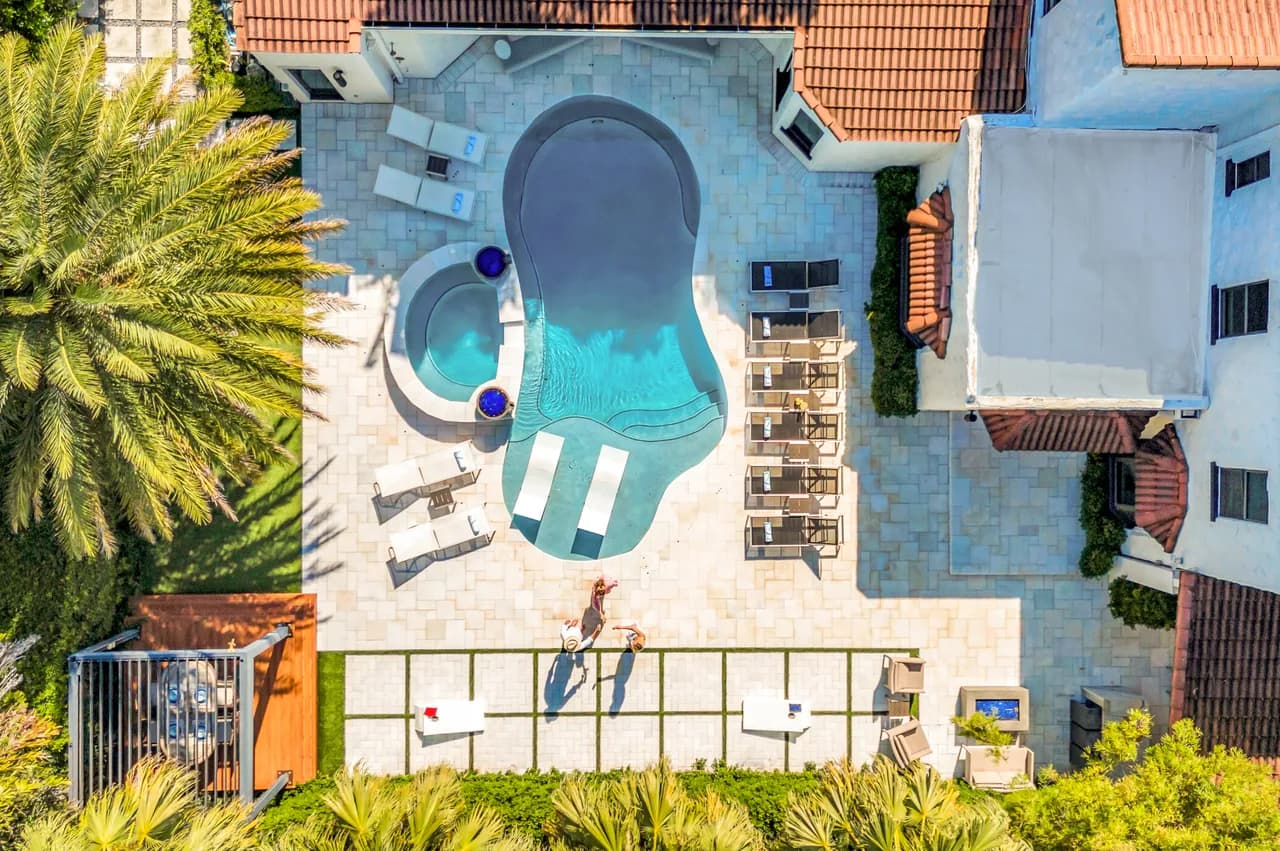 Heated Pool Grand Residence in Nurmi Isles Fort Lauderdale photo 5