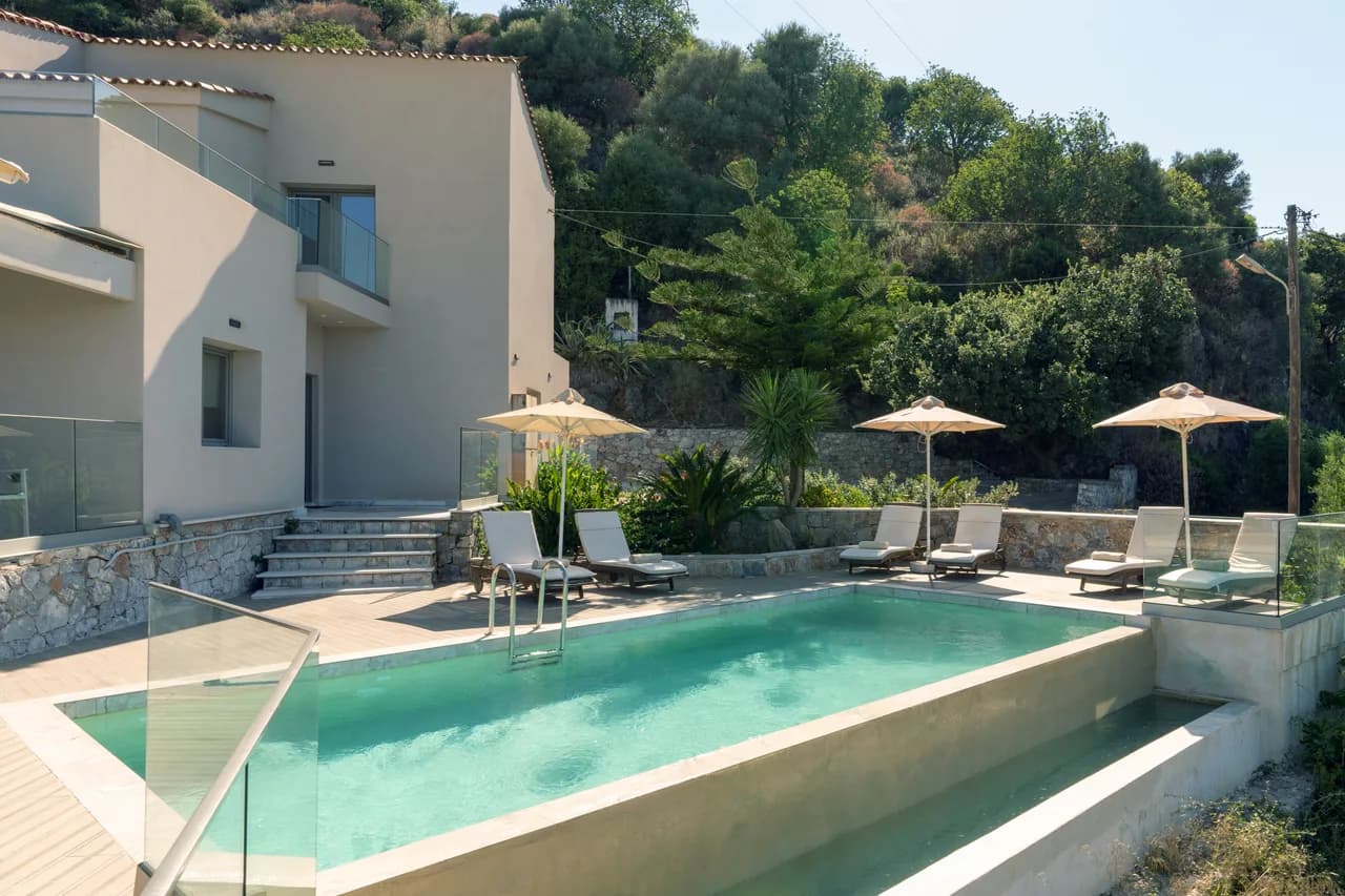 Outdoor Pool Villa in Georgioupoli Crete