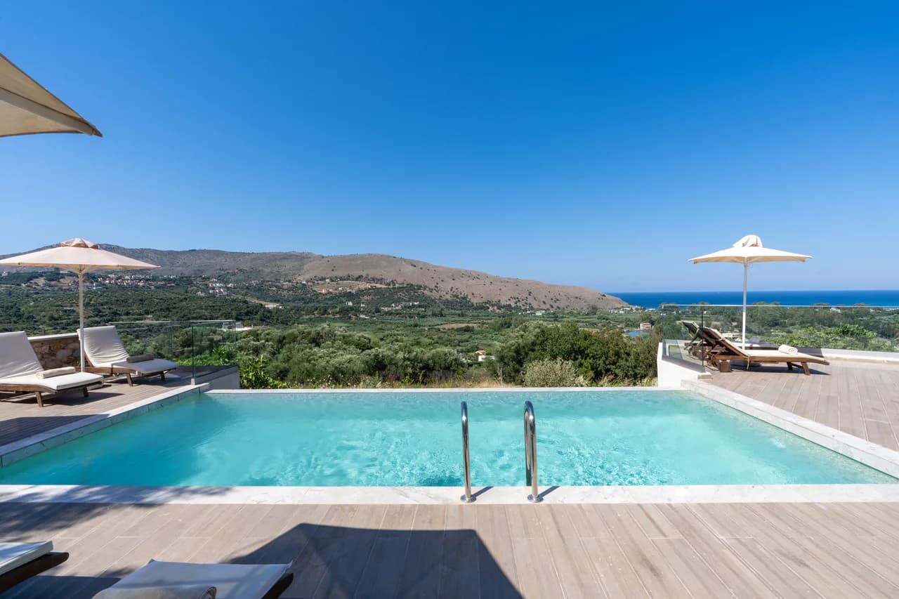 Outdoor Pool Villa in Georgioupoli Crete photo 3